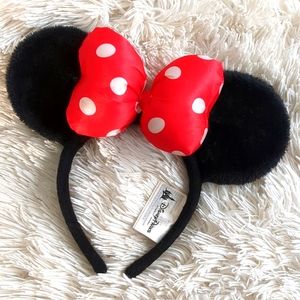 Disney Collection Minnie Mouse Polka Dot Plush Ears
